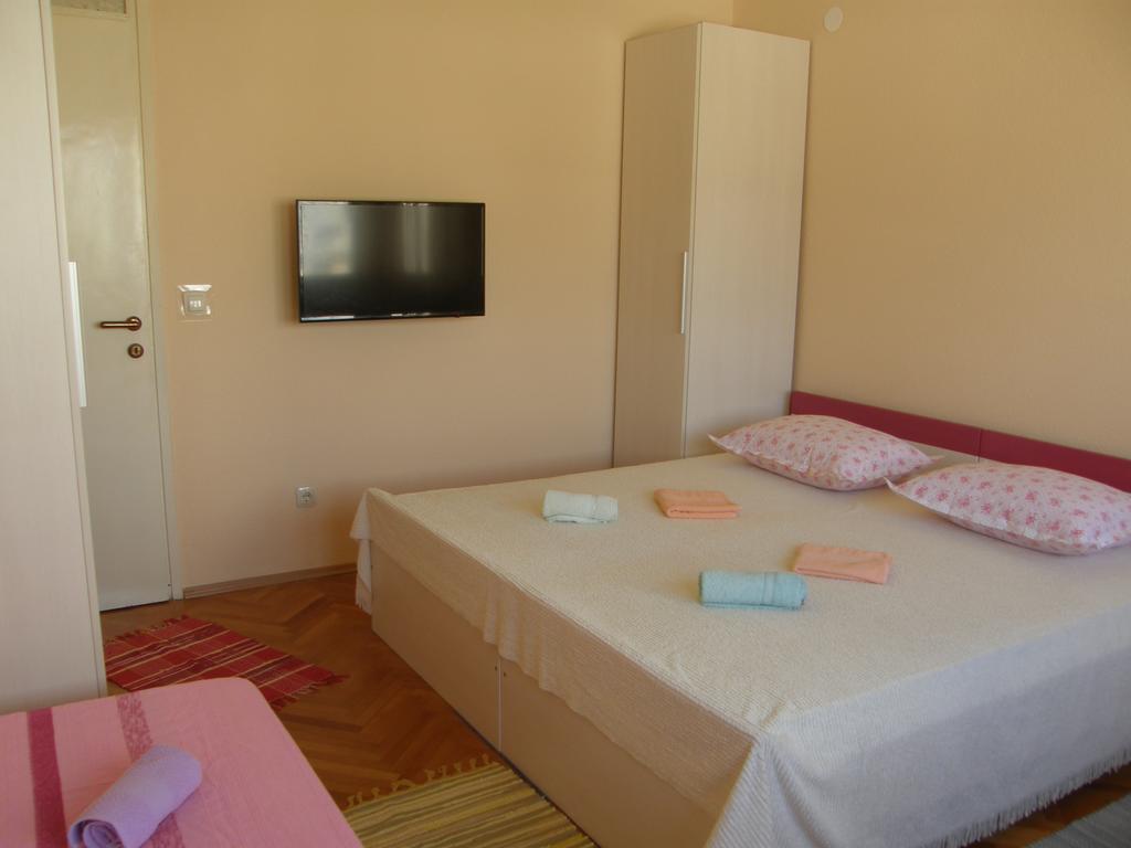 Neva Rooms Split Bagian luar foto